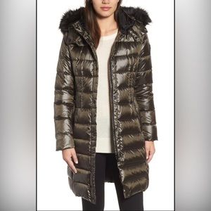 Donna Karan New York Puffer Coat Faux Fur Trimmed Hood Black, Large, Excellent!